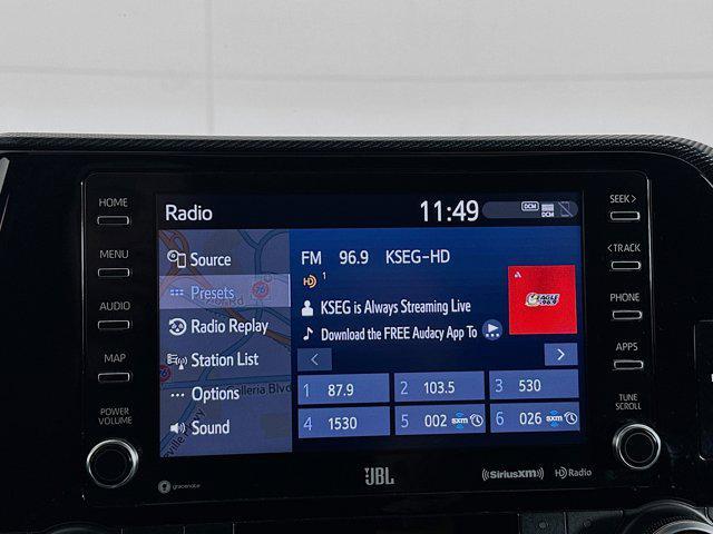 used 2021 Toyota Highlander car, priced at $34,297