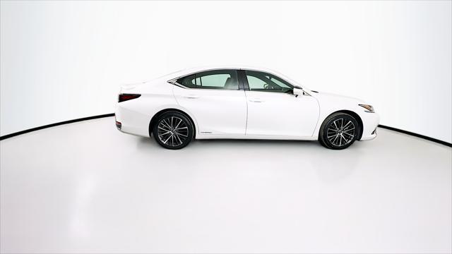 used 2022 Lexus ES 300h car, priced at $29,789