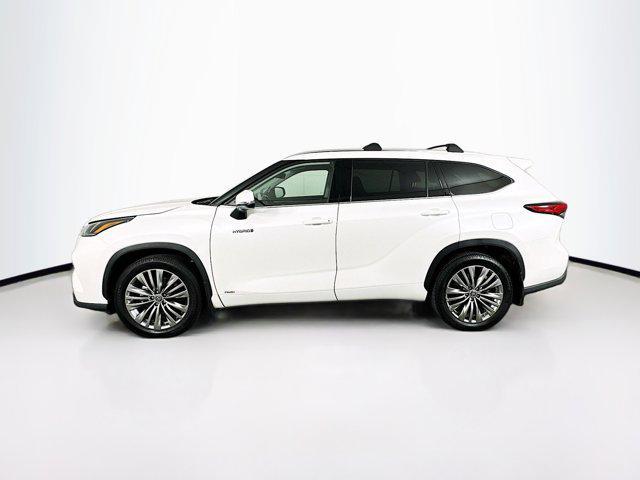 used 2021 Toyota Highlander Hybrid car, priced at $37,499