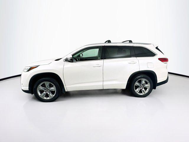 used 2018 Toyota Highlander car, priced at $27,997