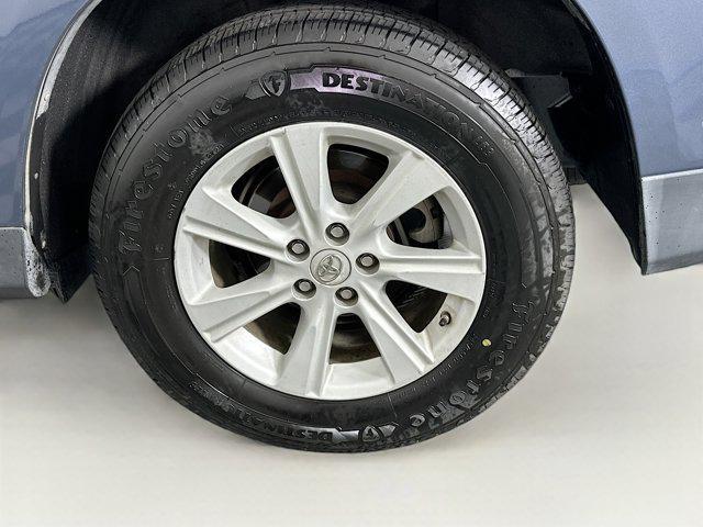 used 2013 Toyota Highlander car, priced at $13,999