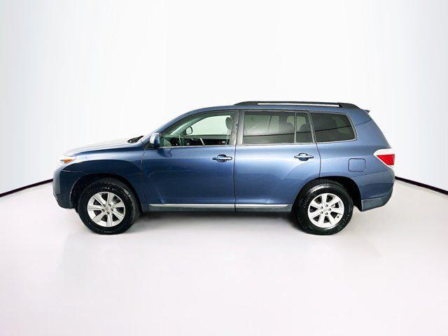 used 2013 Toyota Highlander car, priced at $13,999