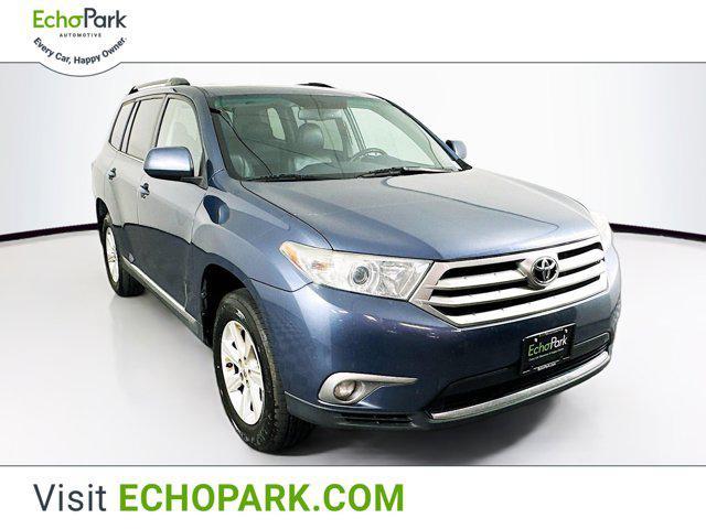 used 2013 Toyota Highlander car, priced at $13,999
