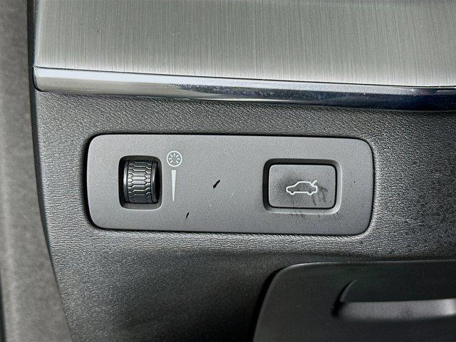 used 2021 Volvo XC90 car, priced at $23,897