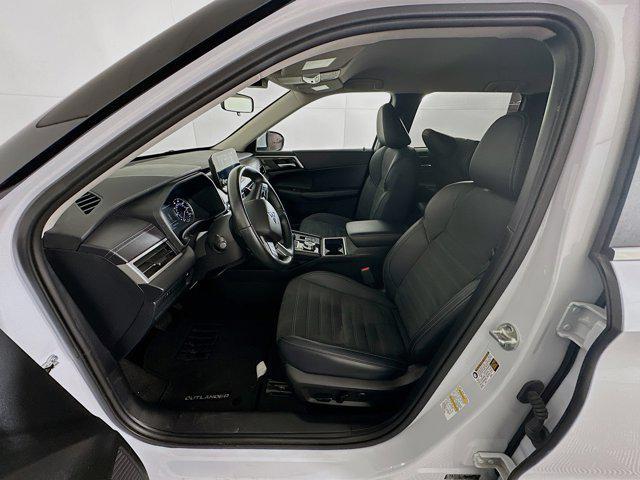 used 2024 Mitsubishi Outlander car, priced at $22,997