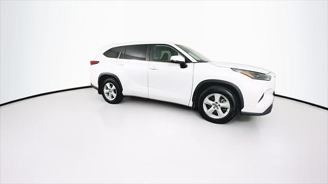 used 2023 Toyota Highlander car, priced at $31,589