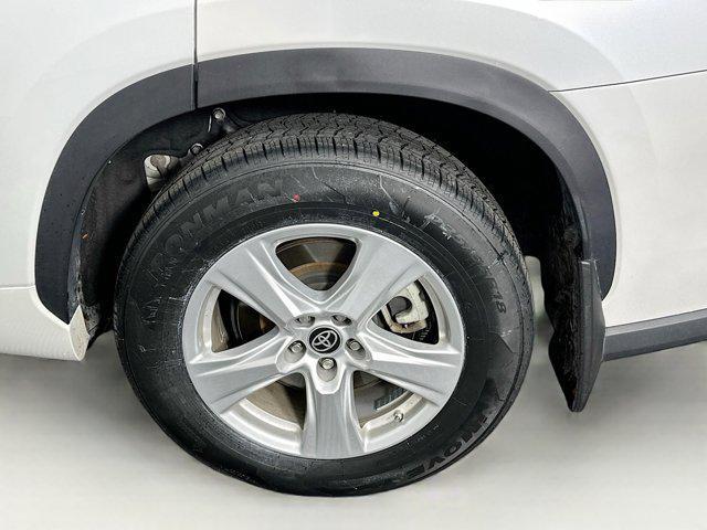 used 2023 Toyota Highlander car, priced at $29,989