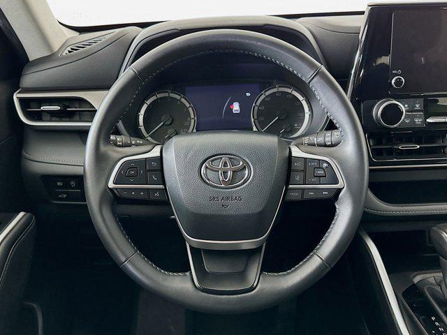 used 2024 Toyota Highlander car, priced at $36,197