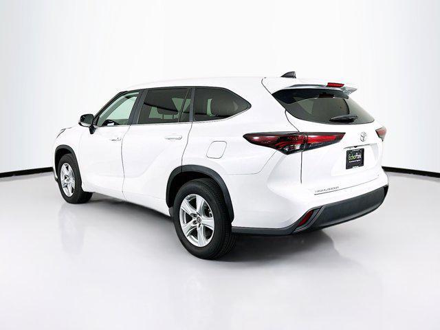 used 2024 Toyota Highlander car, priced at $36,197