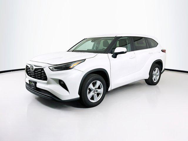 used 2024 Toyota Highlander car, priced at $36,197
