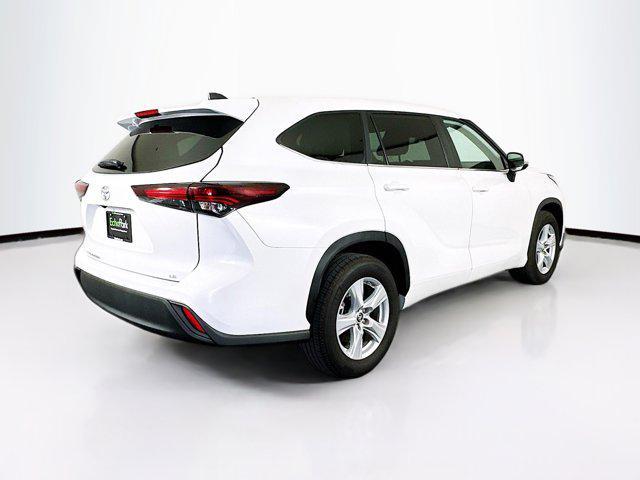 used 2024 Toyota Highlander car, priced at $36,197