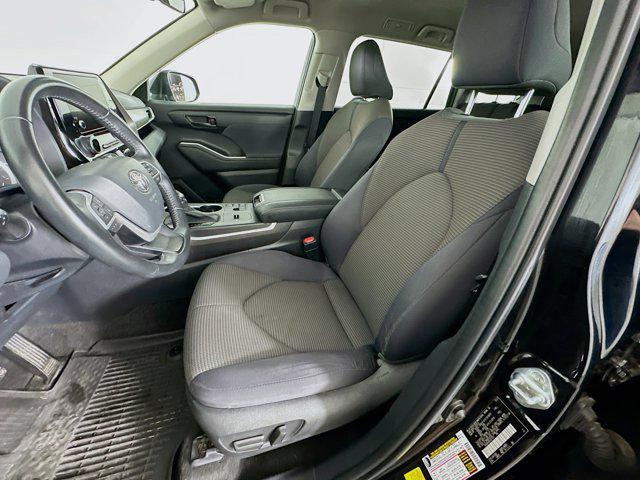 used 2023 Toyota Highlander car, priced at $31,647