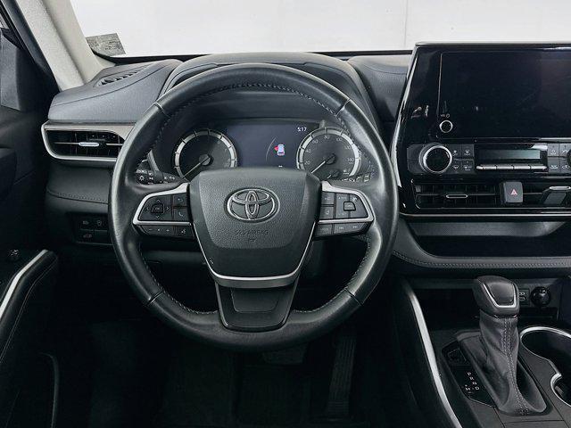 used 2023 Toyota Highlander car, priced at $31,647