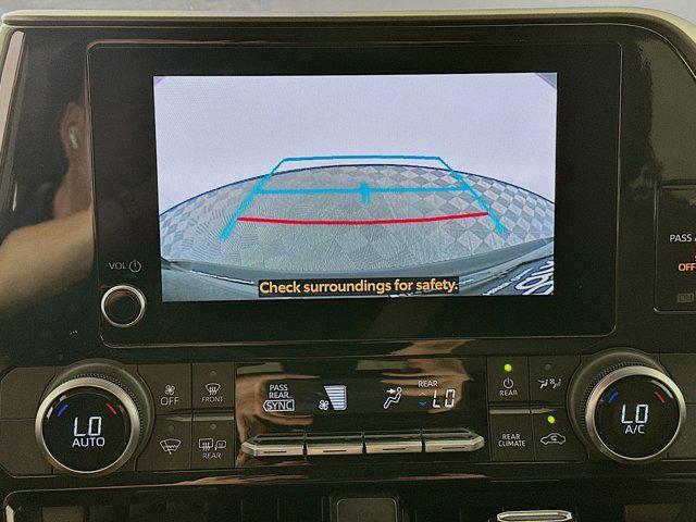 used 2023 Toyota Highlander car, priced at $31,647