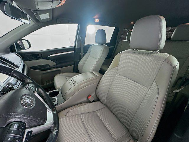 used 2017 Toyota Highlander car, priced at $18,999