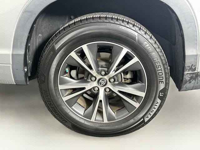 used 2017 Toyota Highlander car, priced at $18,999