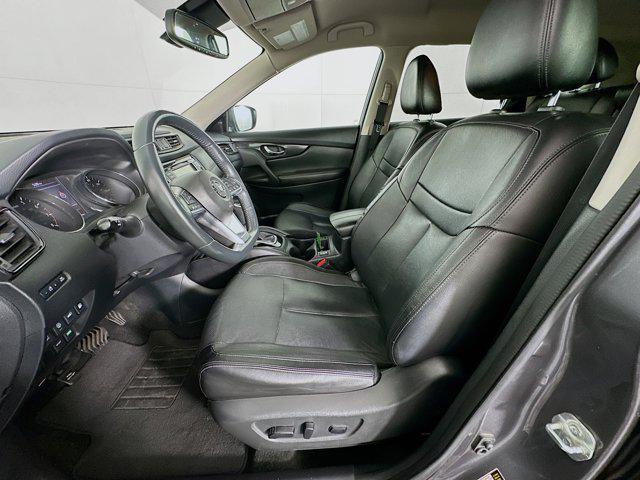 used 2018 Nissan Rogue car, priced at $13,999