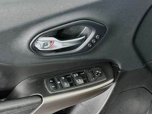 used 2019 Jeep Cherokee car, priced at $16,597