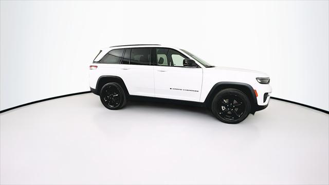 used 2023 Jeep Grand Cherokee car, priced at $28,679