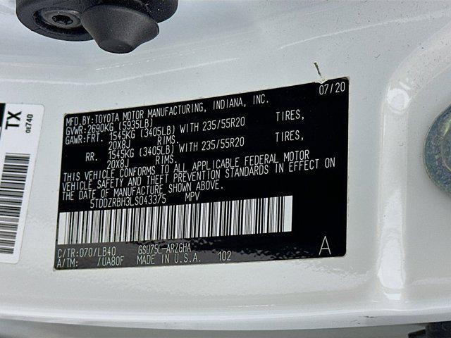 used 2020 Toyota Highlander car, priced at $32,797
