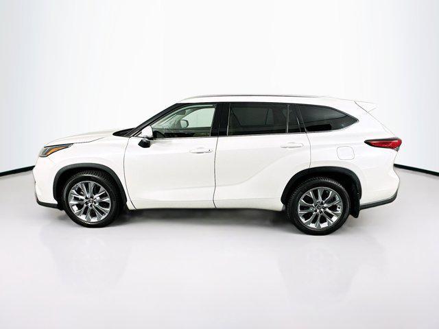 used 2020 Toyota Highlander car, priced at $32,797