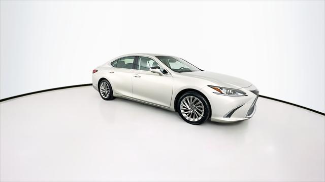 used 2019 Lexus ES 300h car, priced at $30,389