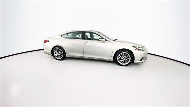 used 2019 Lexus ES 300h car, priced at $30,389