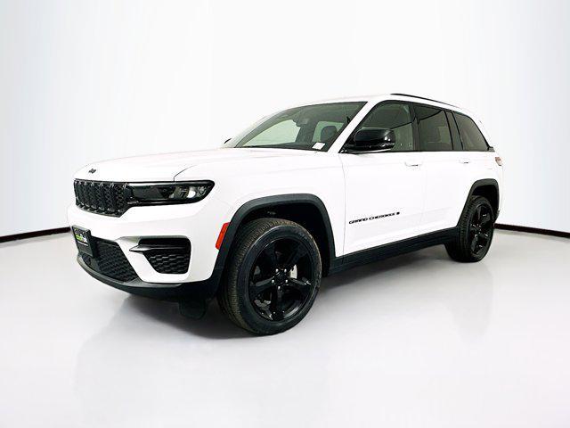 used 2023 Jeep Grand Cherokee car, priced at $28,279