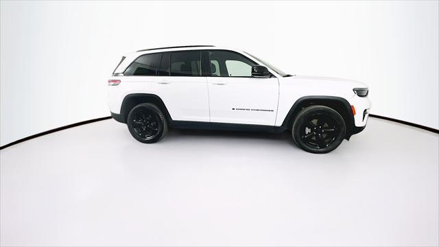 used 2023 Jeep Grand Cherokee car, priced at $29,279