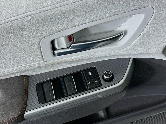 used 2023 Toyota Sienna car, priced at $40,999