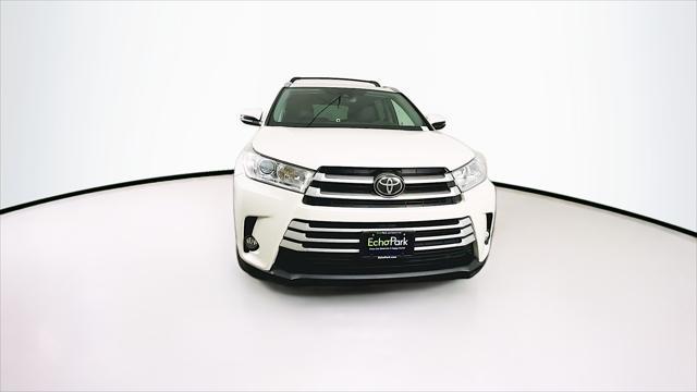 used 2017 Toyota Highlander car, priced at $23,989