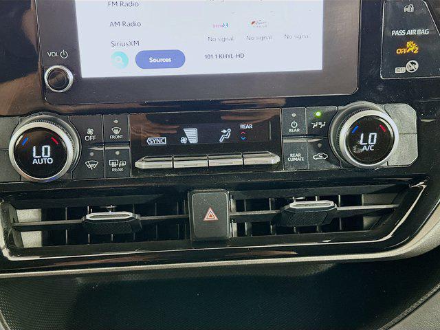 used 2023 Toyota Highlander car, priced at $29,847