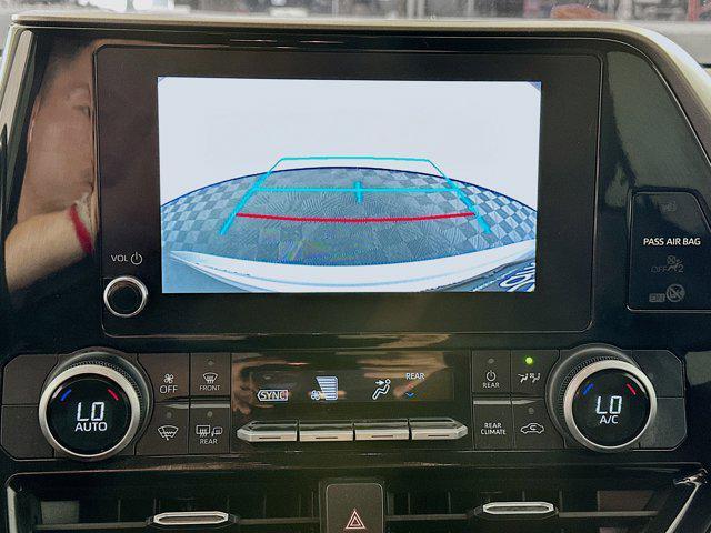 used 2023 Toyota Highlander car, priced at $29,847