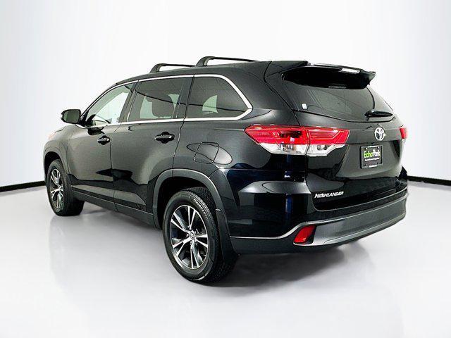 used 2019 Toyota Highlander car, priced at $23,789