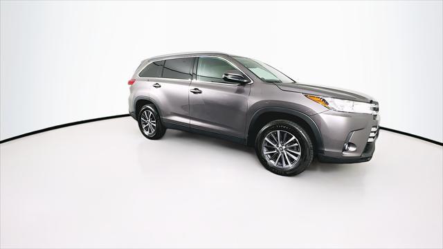 used 2019 Toyota Highlander car, priced at $28,989