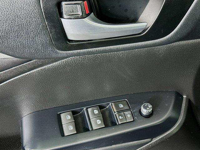 used 2018 Toyota Highlander car, priced at $22,699