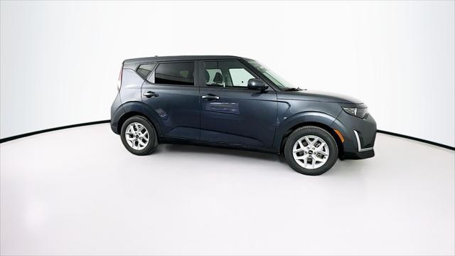 used 2023 Kia Soul car, priced at $16,289