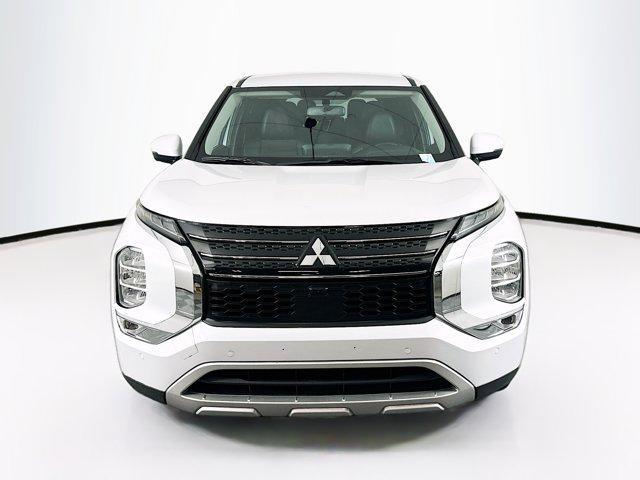 used 2023 Mitsubishi Outlander car, priced at $20,897