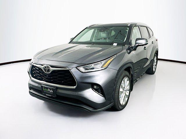 used 2023 Toyota Highlander car, priced at $38,197