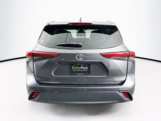 used 2023 Toyota Highlander car, priced at $38,197