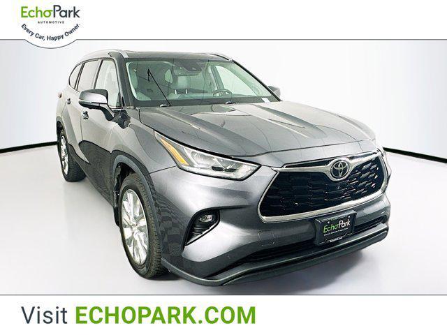used 2023 Toyota Highlander car, priced at $38,197