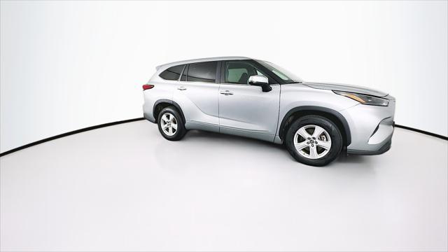 used 2023 Toyota Highlander car, priced at $28,389