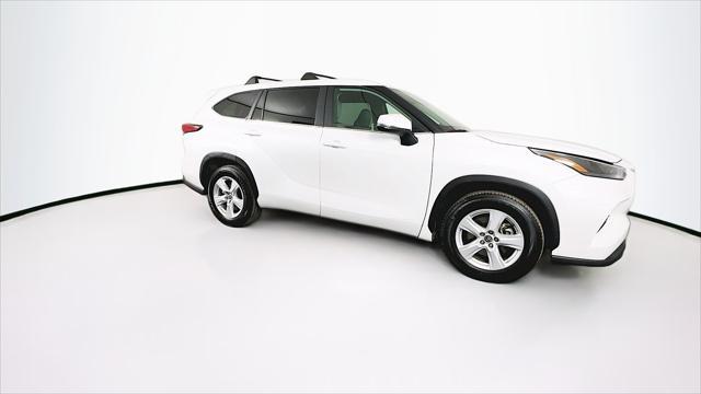 used 2023 Toyota Highlander car, priced at $29,689