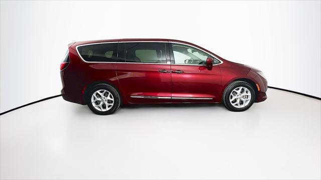 used 2018 Chrysler Pacifica car, priced at $16,189