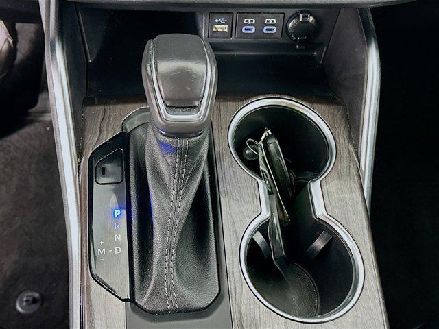 used 2023 Toyota Highlander car, priced at $39,297