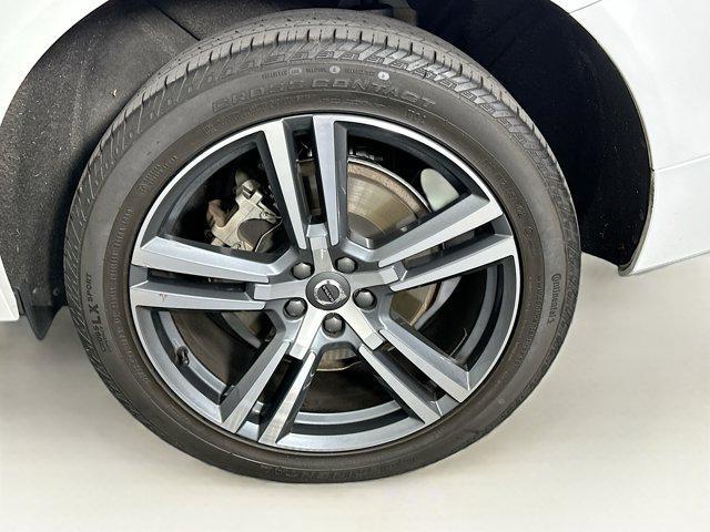 used 2021 Volvo XC60 Recharge Plug-In Hybrid car, priced at $32,847