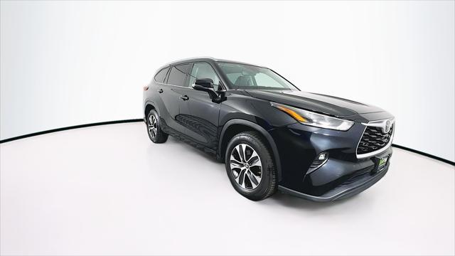 used 2021 Toyota Highlander car, priced at $31,289