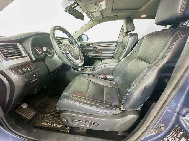used 2014 Toyota Highlander Hybrid car, priced at $17,999