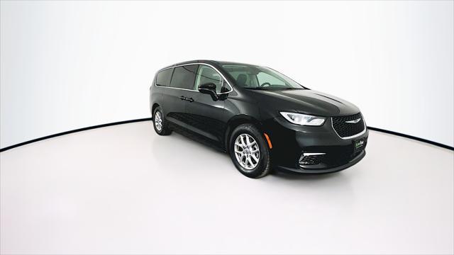 used 2023 Chrysler Pacifica car, priced at $24,289