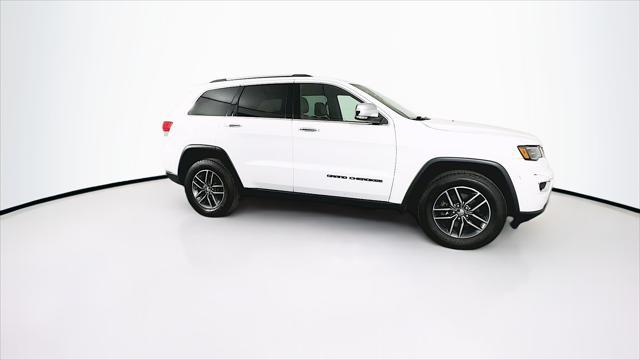 used 2017 Jeep Grand Cherokee car, priced at $15,689